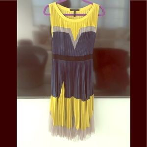 BCBG maxzaria dress size 4